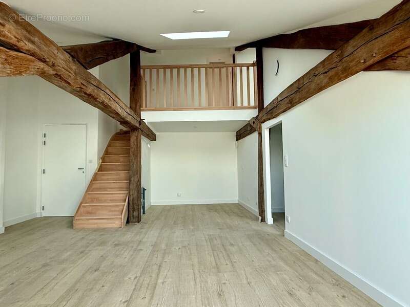 Appartement à PARAY-LE-MONIAL