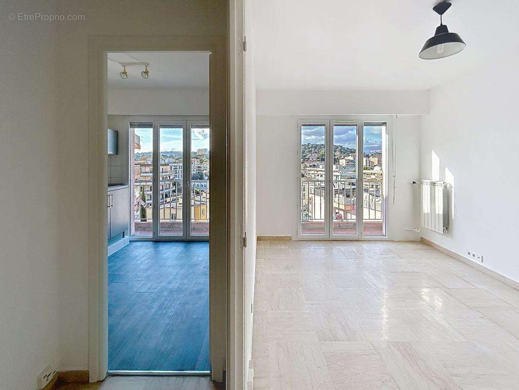 Appartement à CAGNES-SUR-MER