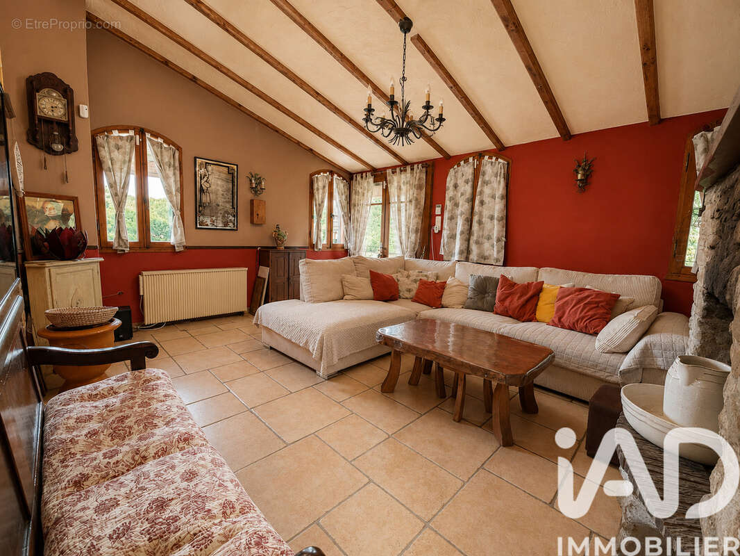 Photo 2 - Maison à SAINT-HILAIRE-DE-BRETHMAS