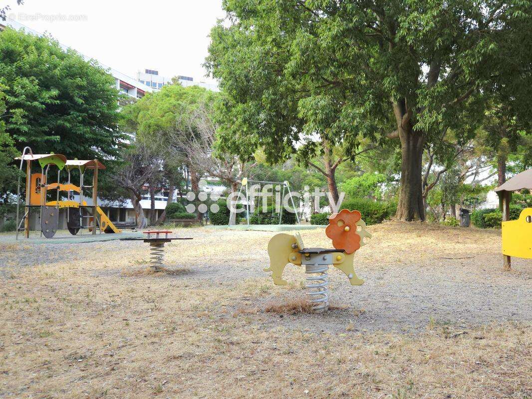 Appartement à MARSEILLE-9E