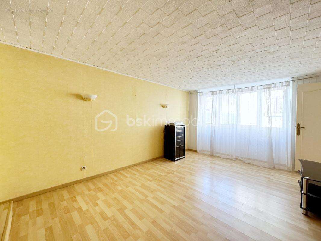 Appartement à VILLARD-BONNOT