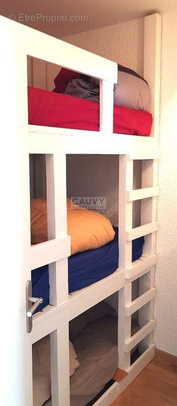 Appartement à VILLENEUVE-D'OLMES