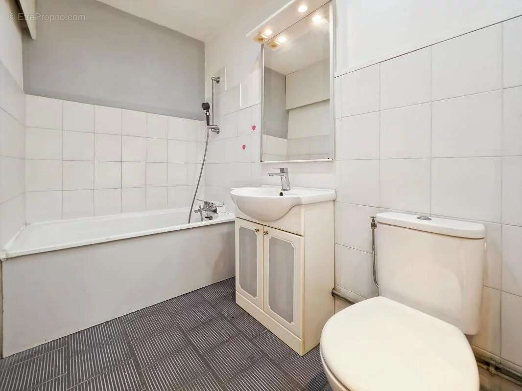 Appartement À Vendre - photo 5