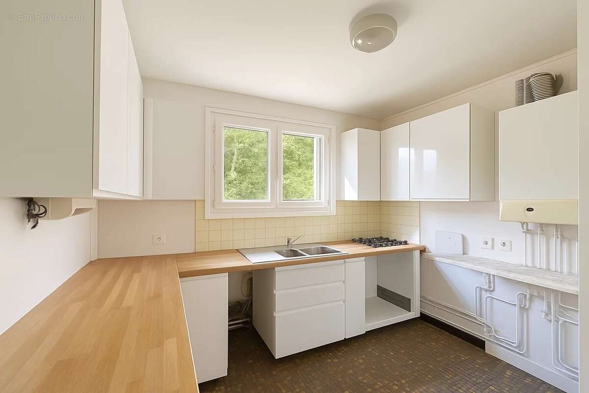 Appartement à LE PERREUX-SUR-MARNE