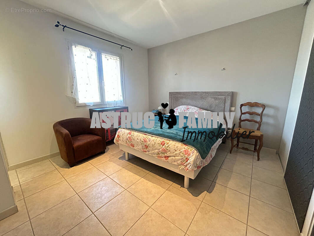 Aigues mortes - maison au calme et grands volumes - 3 chambres - garage - photo 10