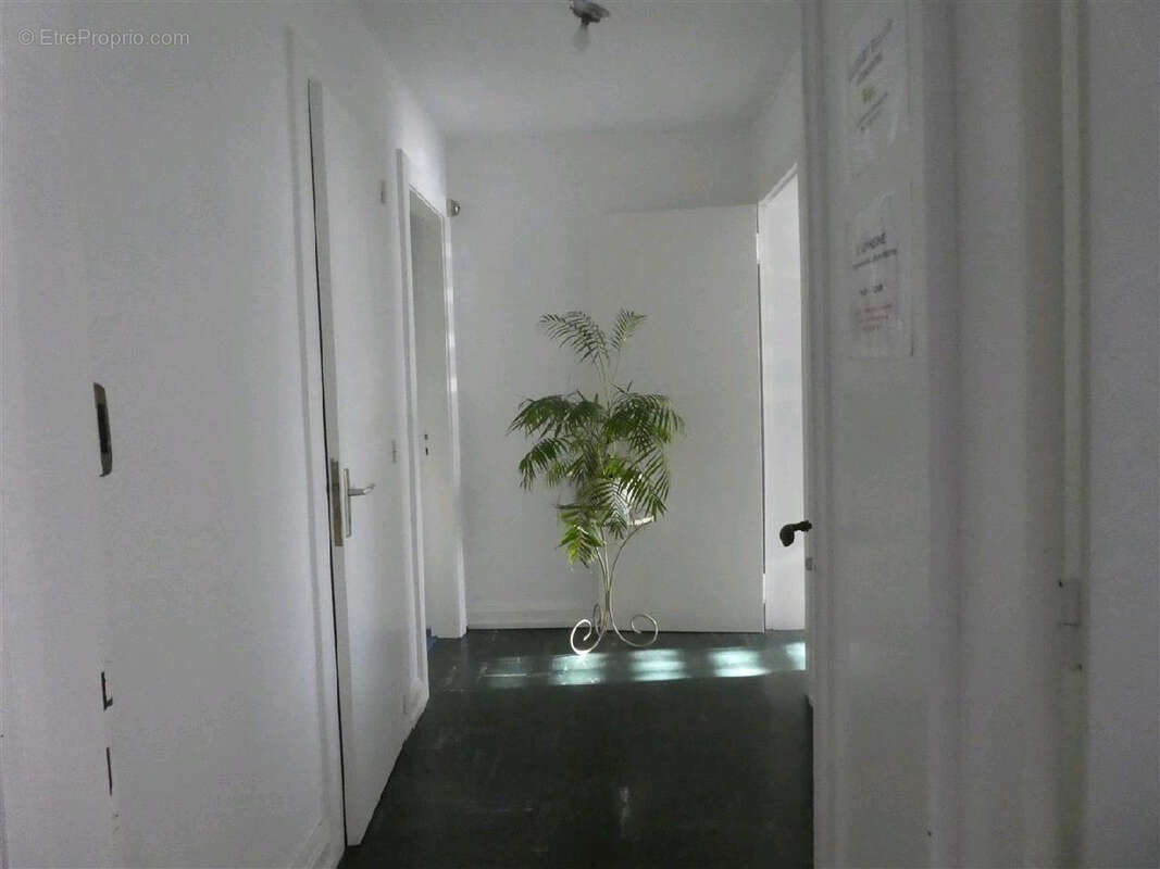 Appartement à COINCHES