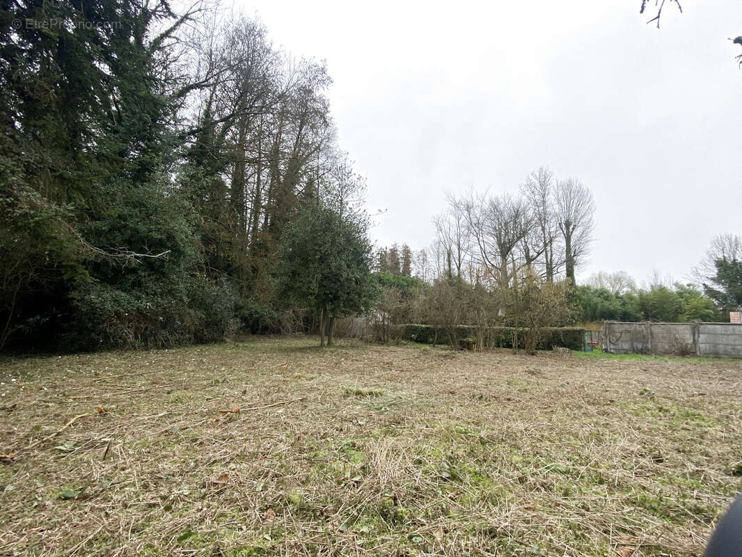 Terrain constructible   1 678 m2   Faverolles (28210) - photo 3