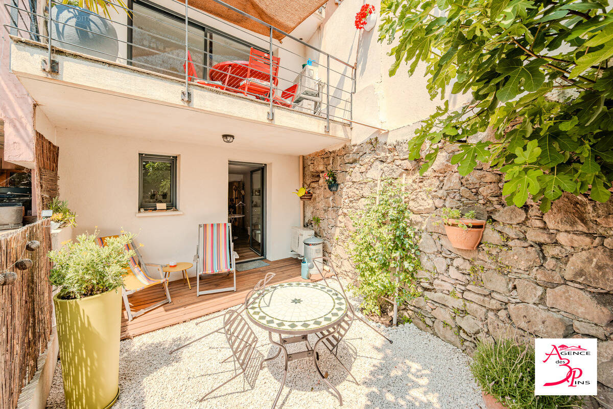 Maison à COLLOBRIERES