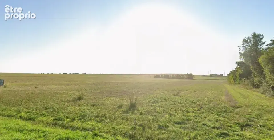 Terrain à COURCON
