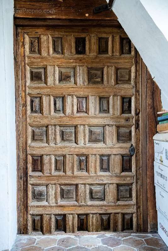 Au cur de la charmante cité médiévale de Moret-sur-Loing ! - photo 19
