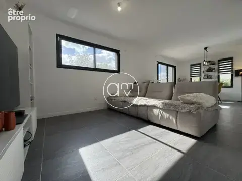 LA GARDE   Maison récente avec piscine dans résidence fermée - photo 5