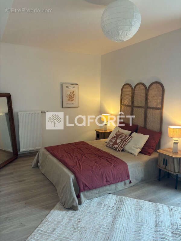 Appartement à CHALLES-LES-EAUX