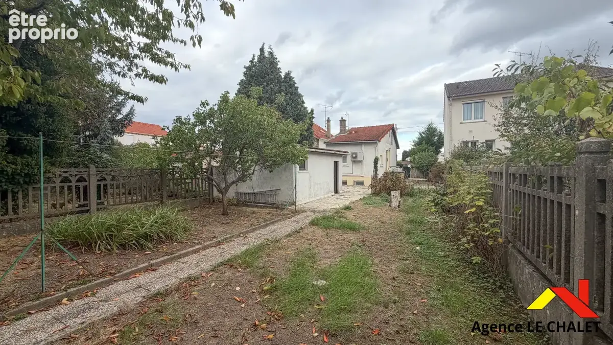 Villeneuve-le-Roi / Pavillon 3 pièces de 65 m² avec dépendance, ateliers et grand jardin - photo 14