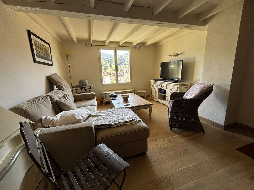 Maison à MALAUCENE