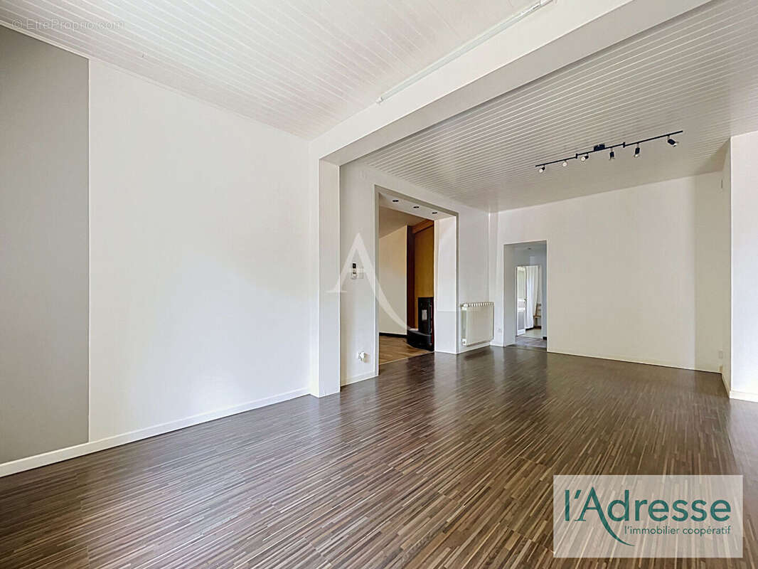 31620 Maison Villaudric T6 31620 - photo 2