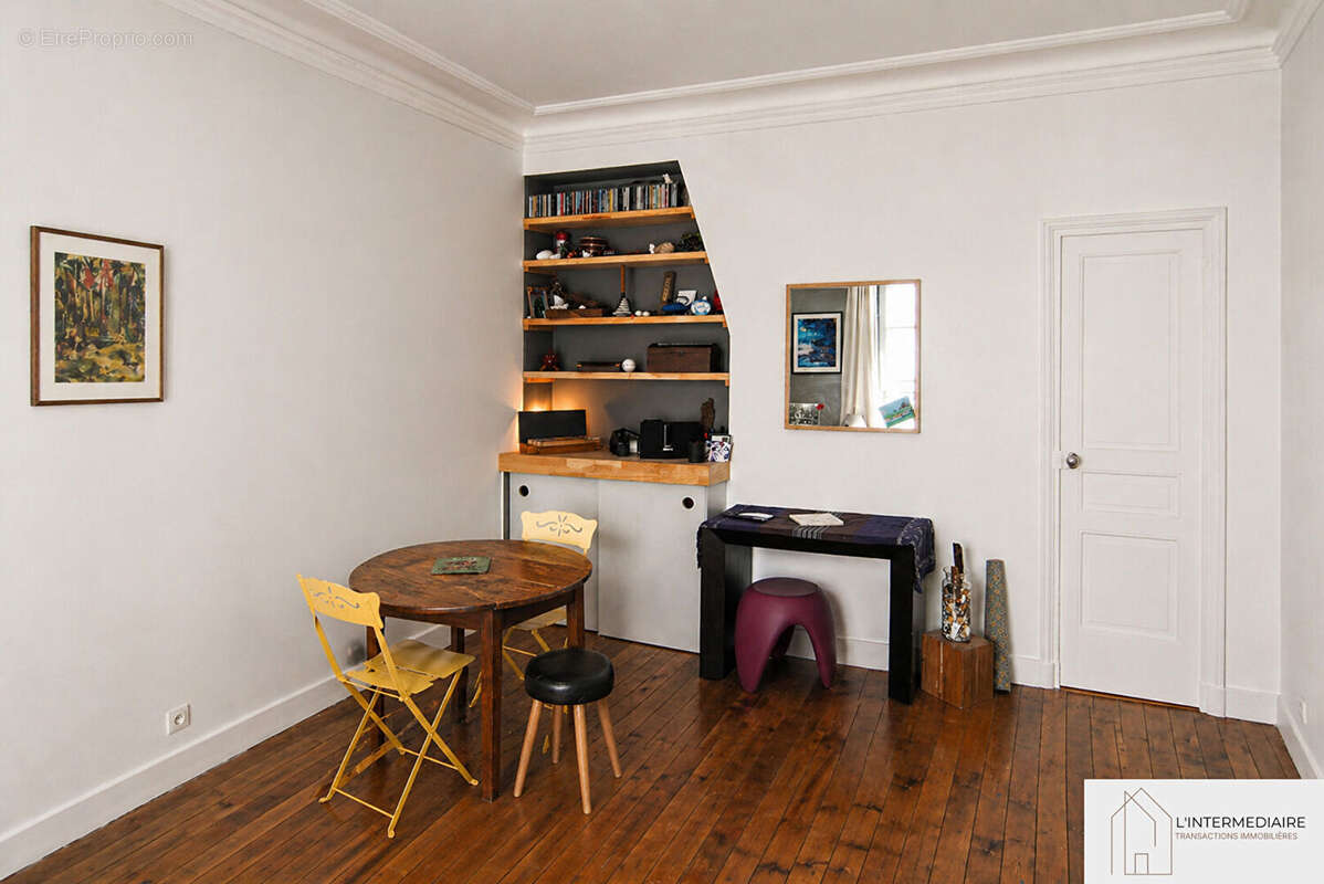 Appartement à PARIS-19E