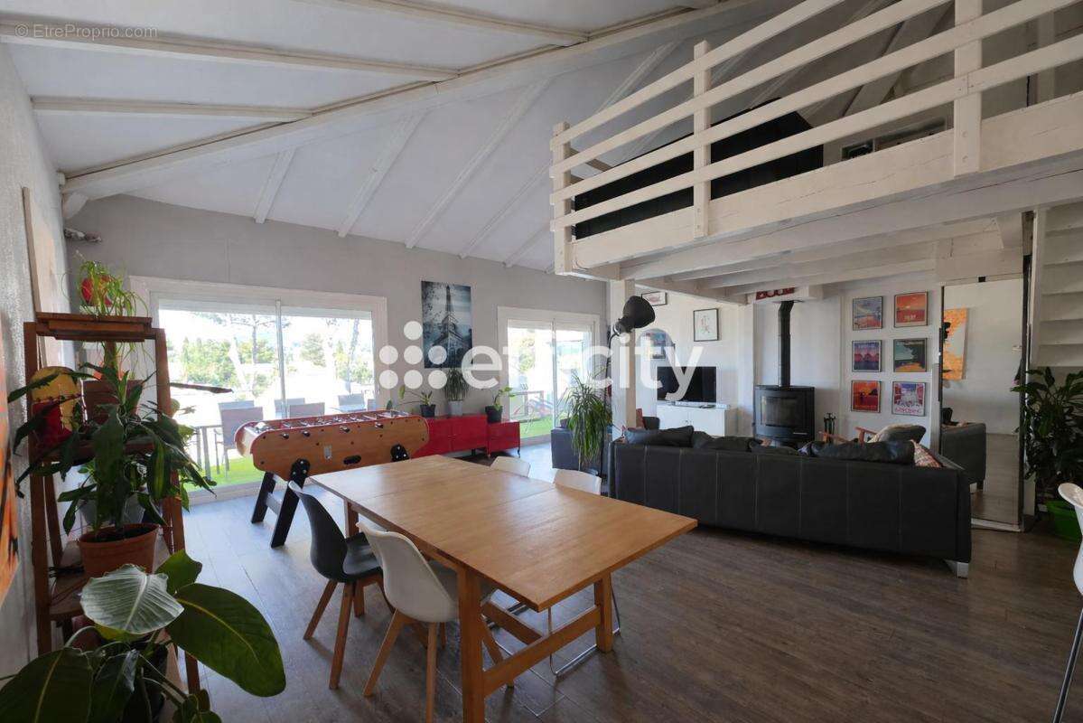 Maison à SAINT-GELY-DU-FESC