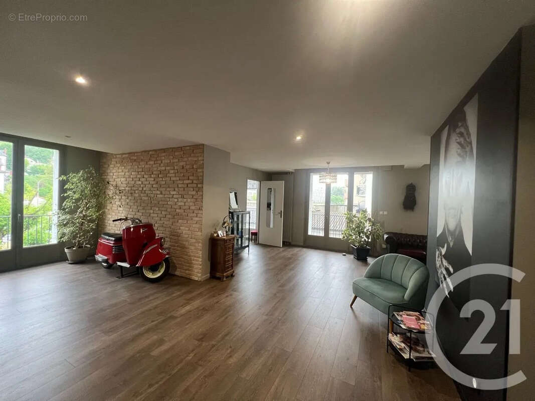 Appartement à AURILLAC