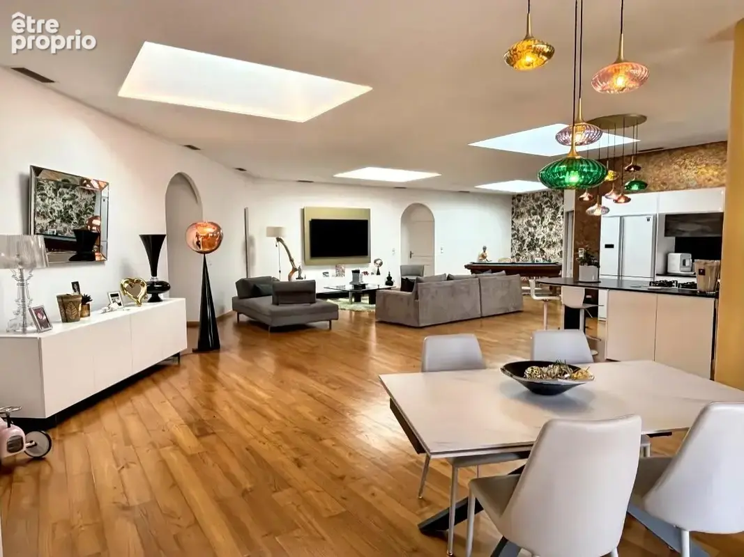 Appartement 338 m² à Saint-Martin-D'heres  - photo 6