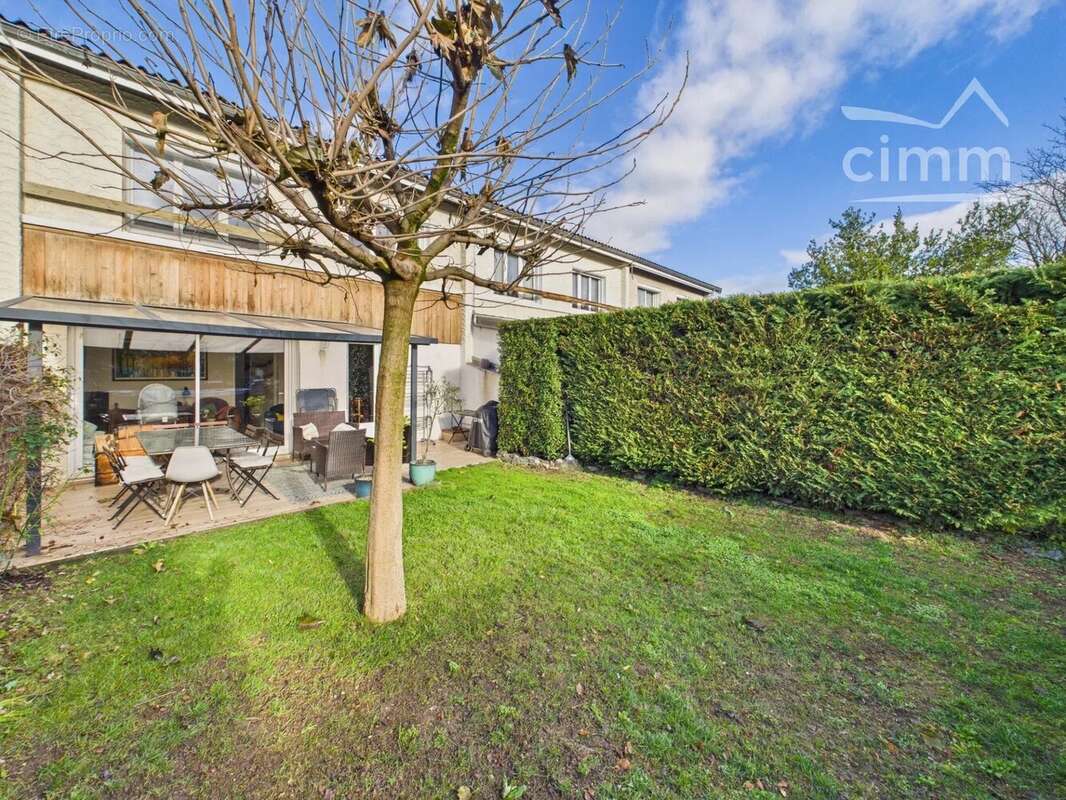 Maison à ECHIROLLES