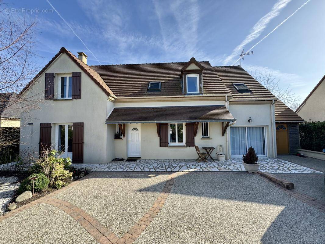 Maison à CHAUVINCOURT-PROVEMONT