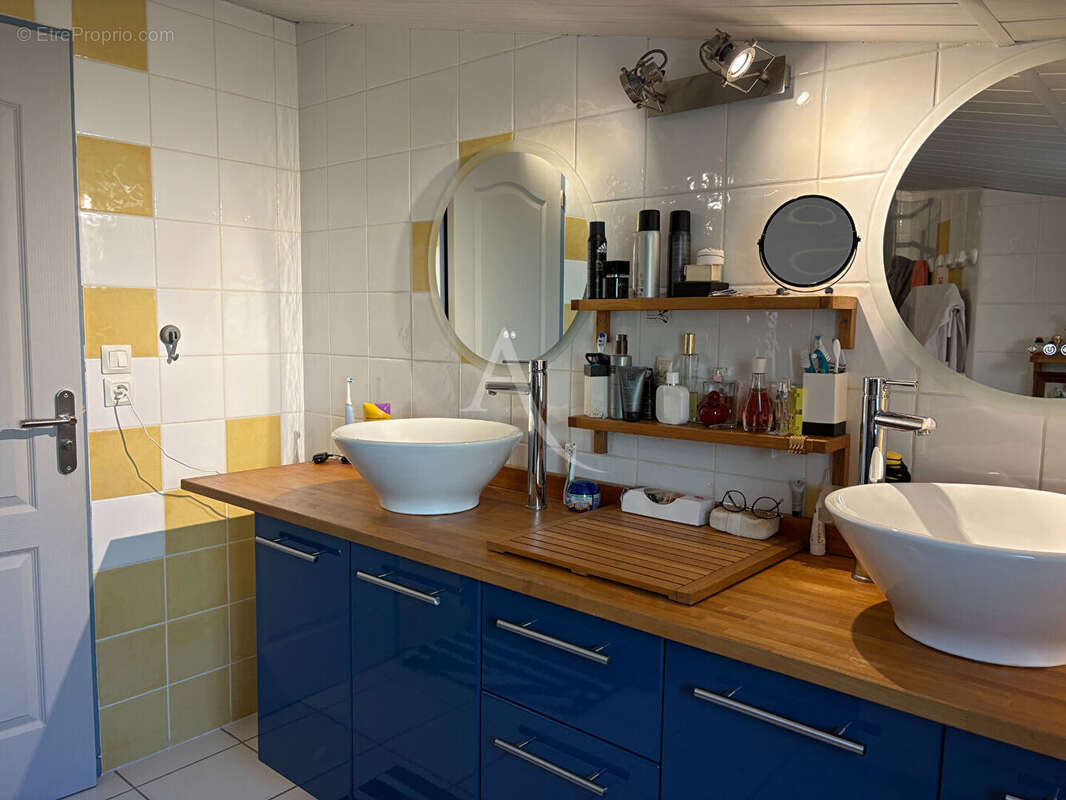 Maison à SAINT-JULIEN-DES-LANDES