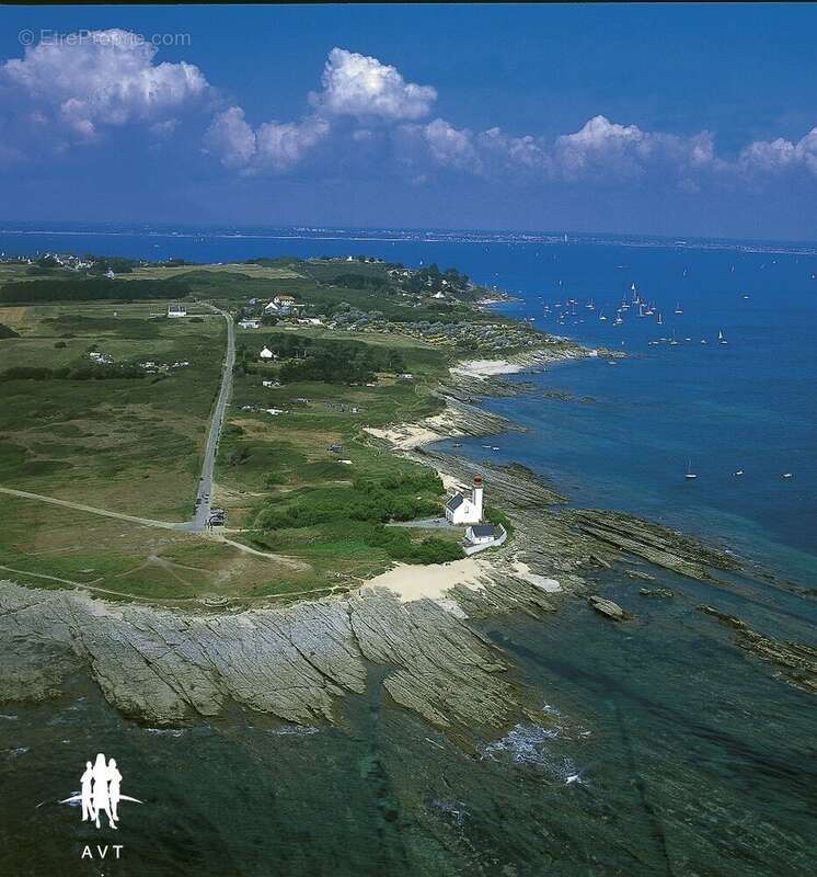 Commerce 22000 m² à Groix  - photo 7