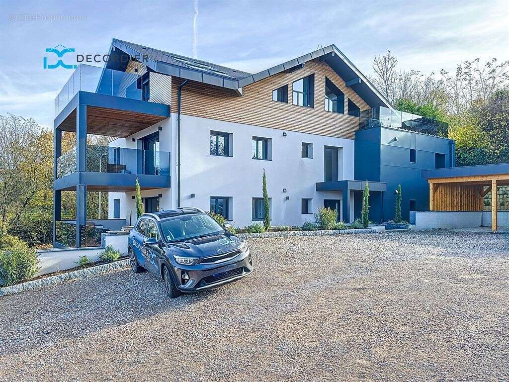 Appartement à NEUVECELLE