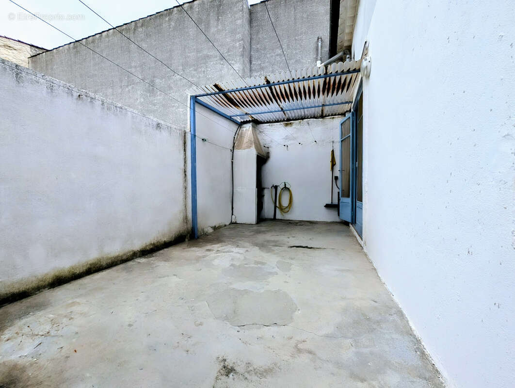 Maison à VILLEVEYRAC