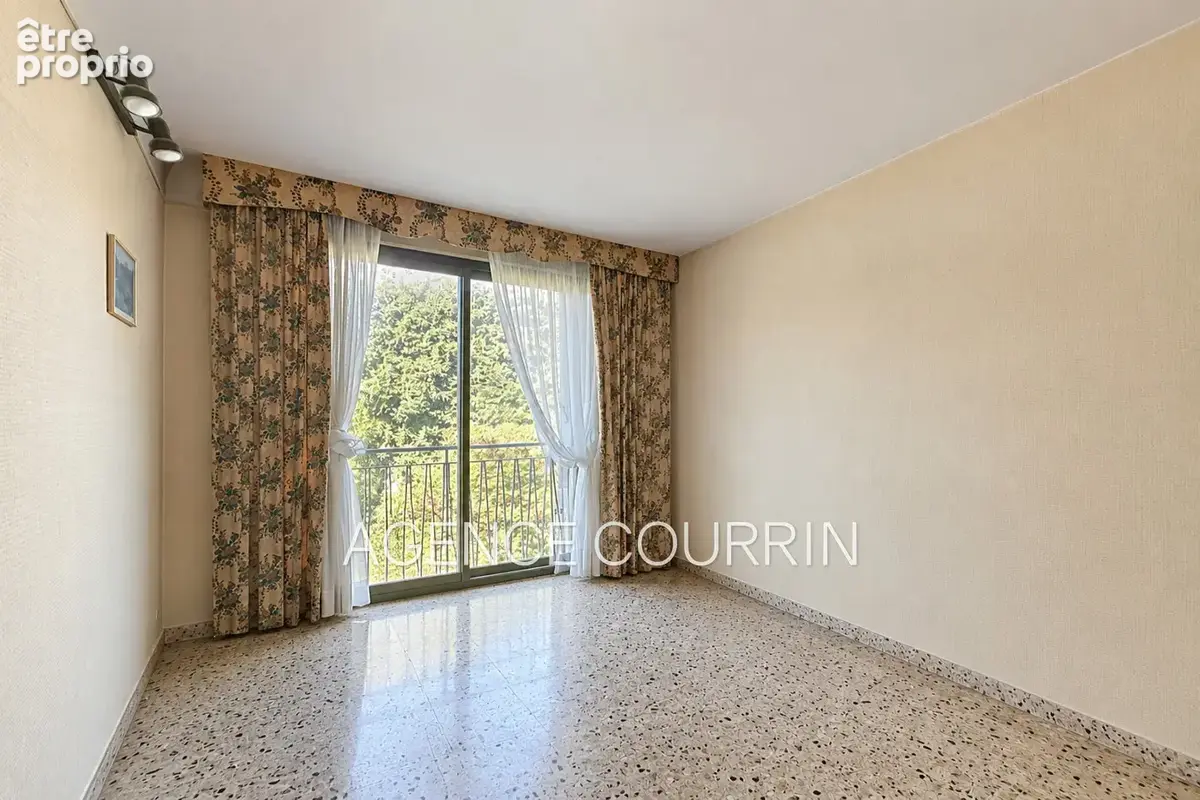 Appartement 4 pièces 92 m² à vendre à Grasse (06130) - photo 7