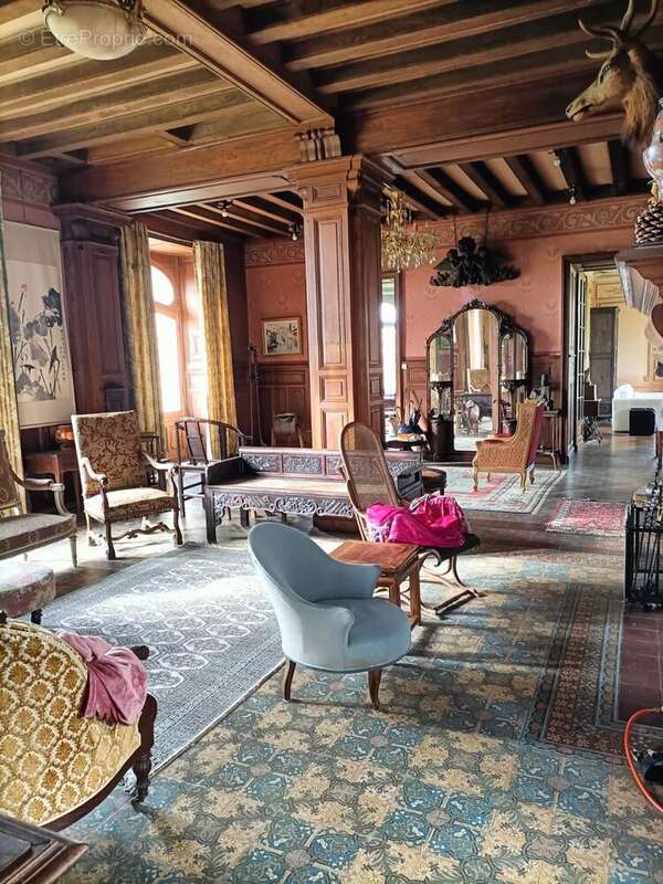 Maison à MONTRAVERS