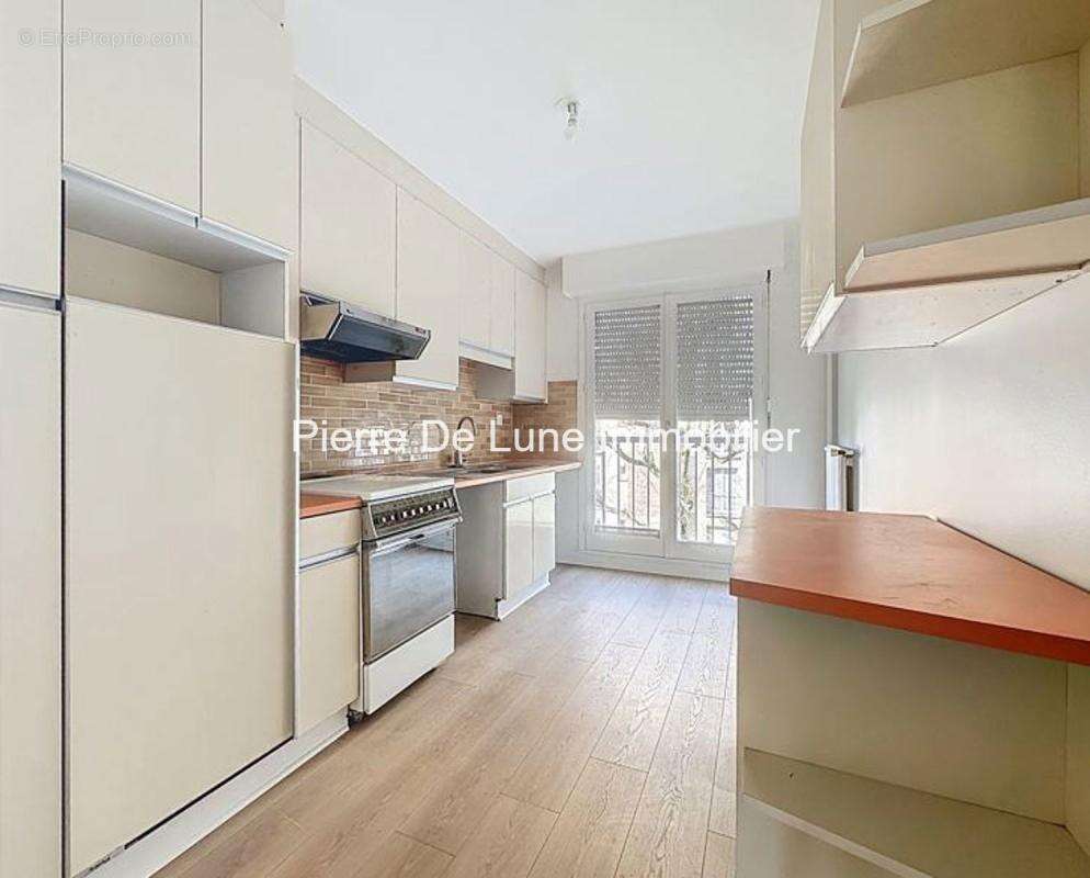Appartement à VERSAILLES