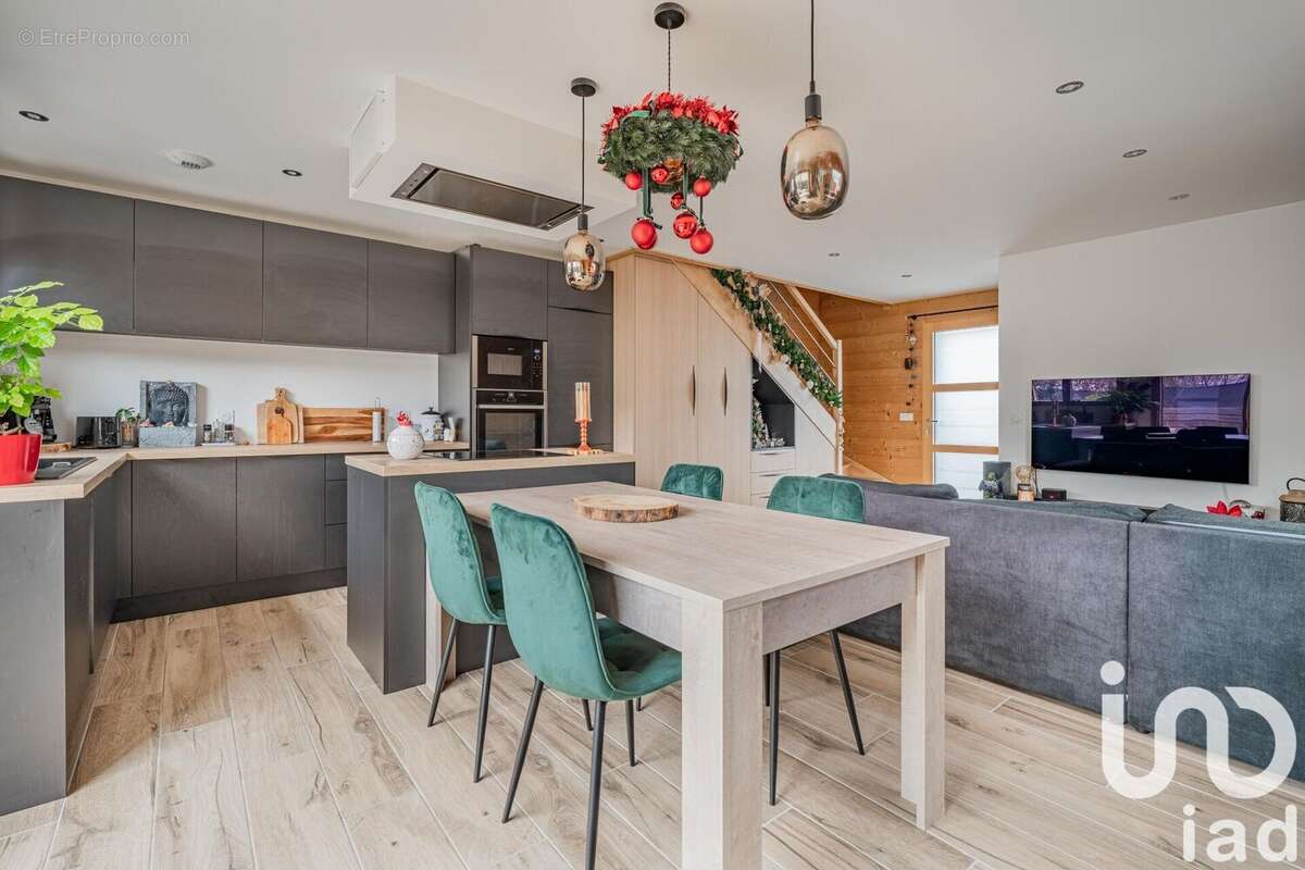 Photo 8 - Maison à BONNEVILLE