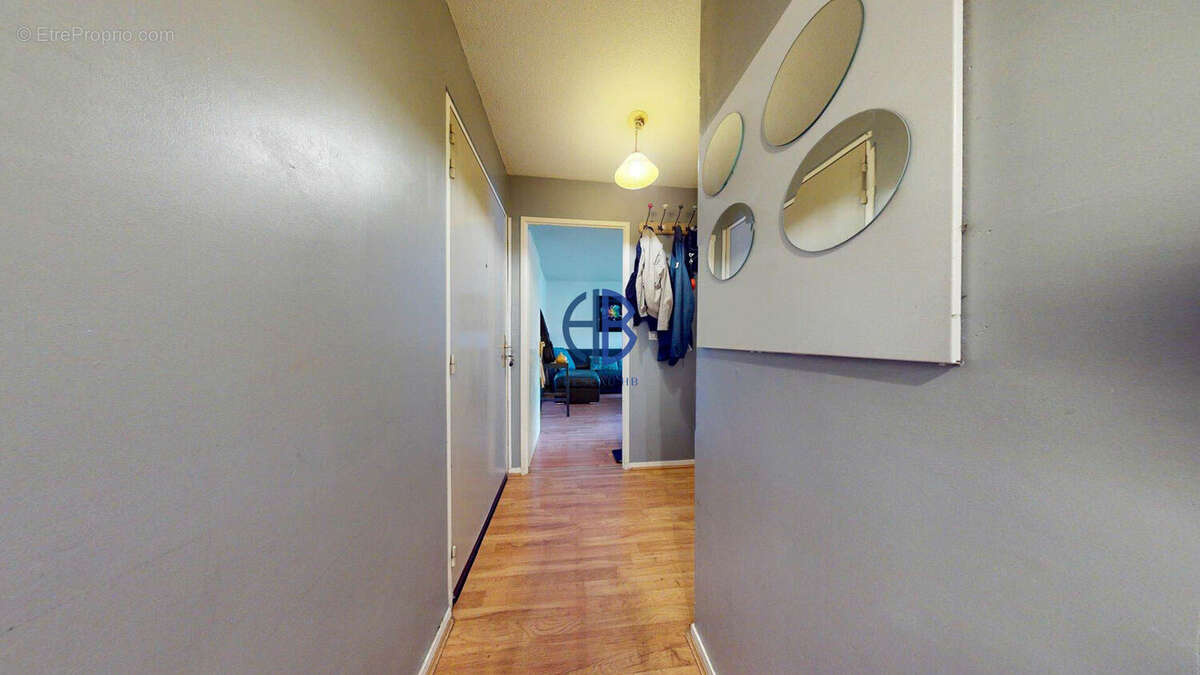 Appartement à SAINT-GRATIEN