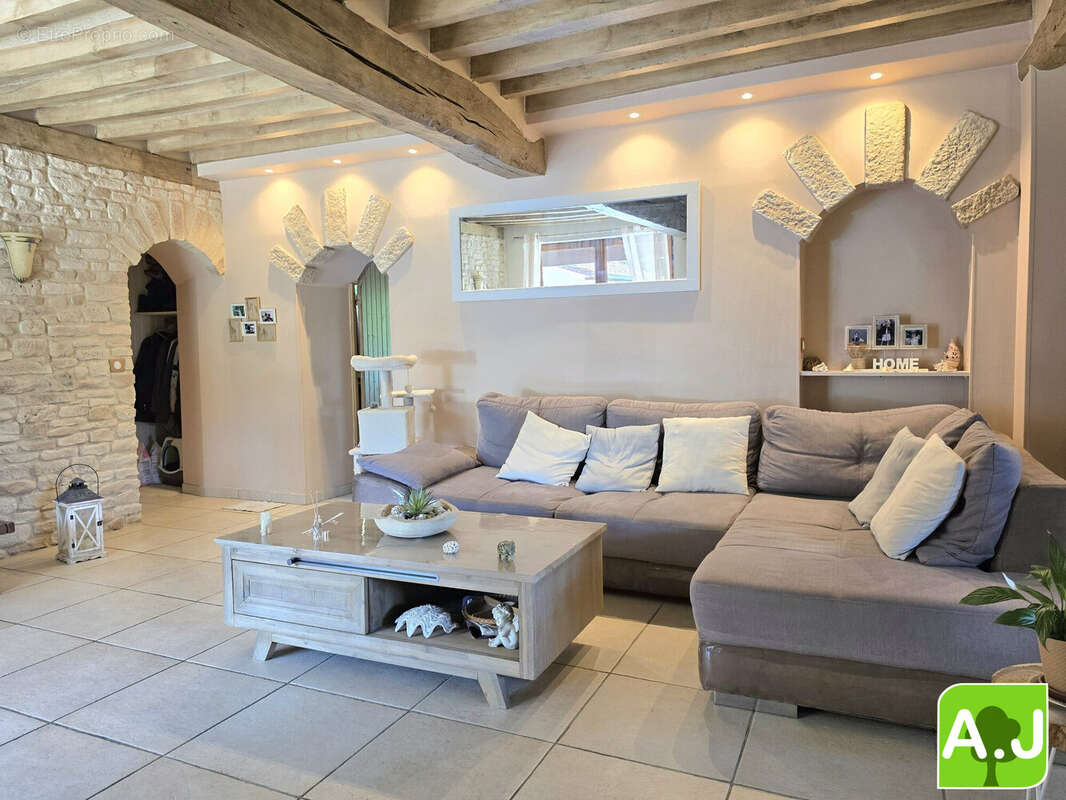 Maison à ANET