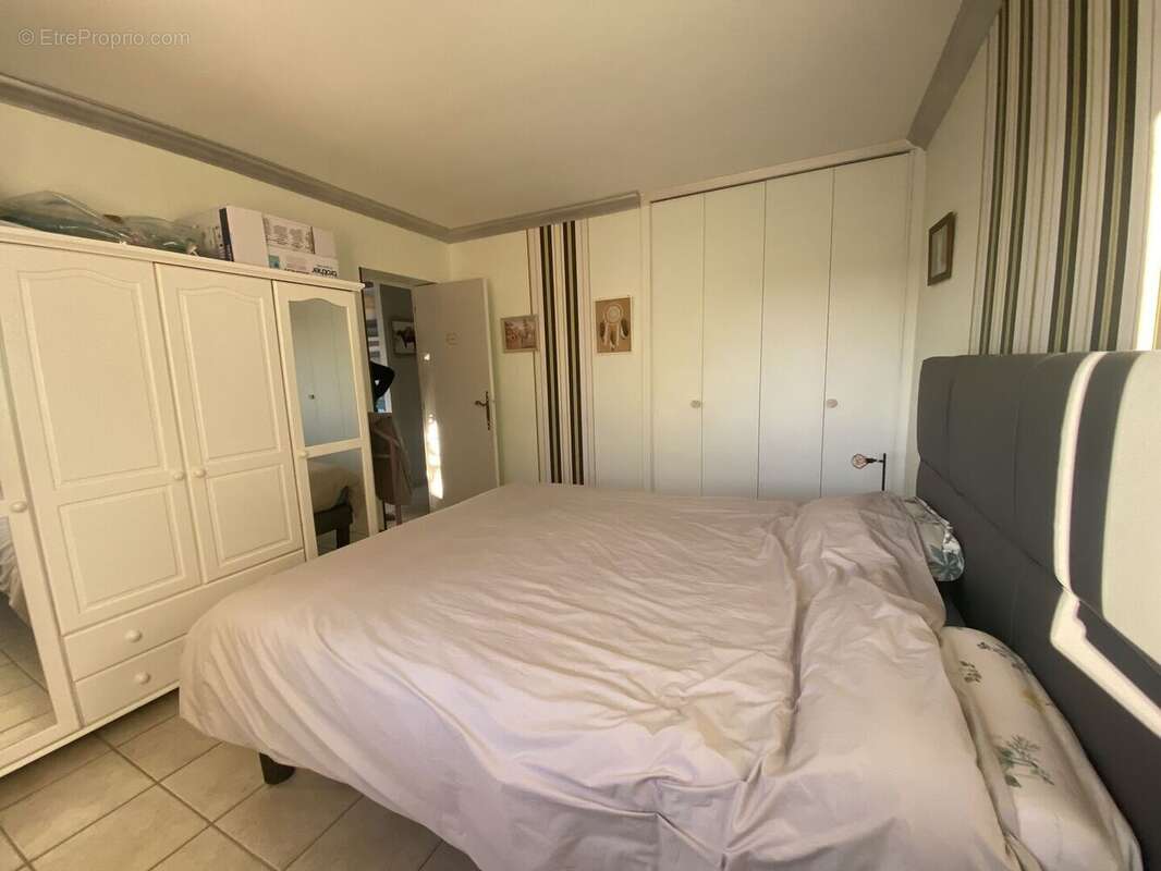 Chambre 1 aile gauche 
