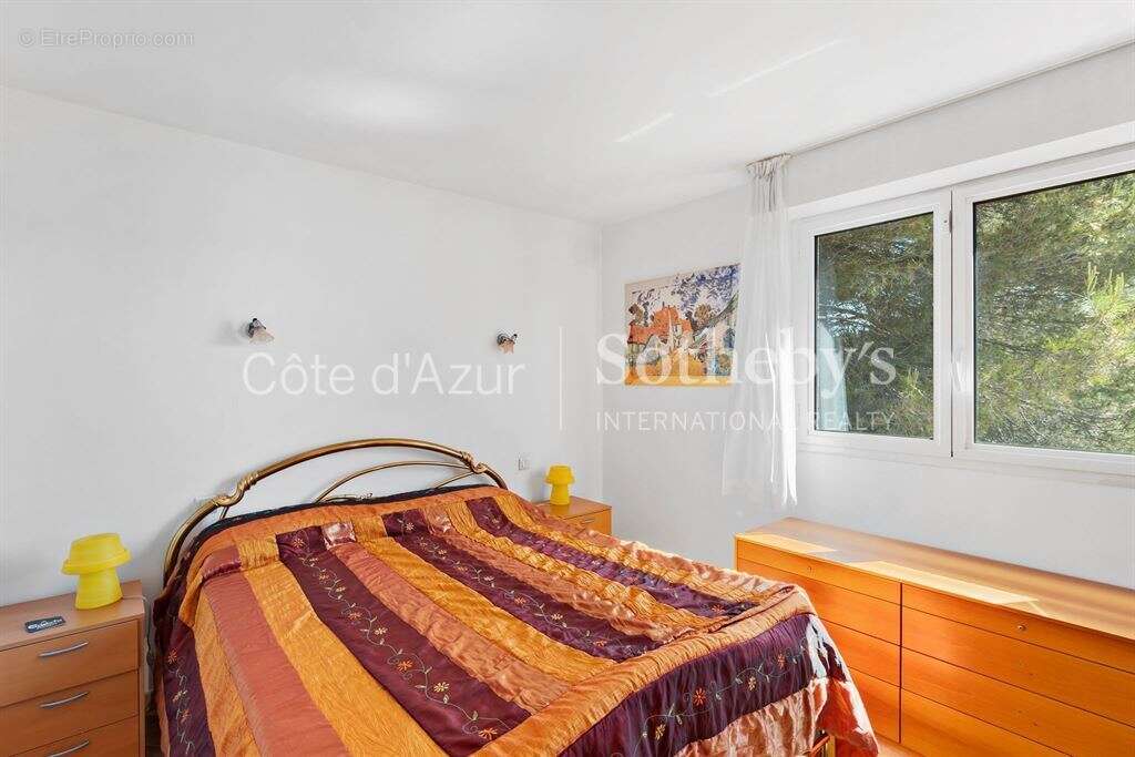 Maison à MOUGINS