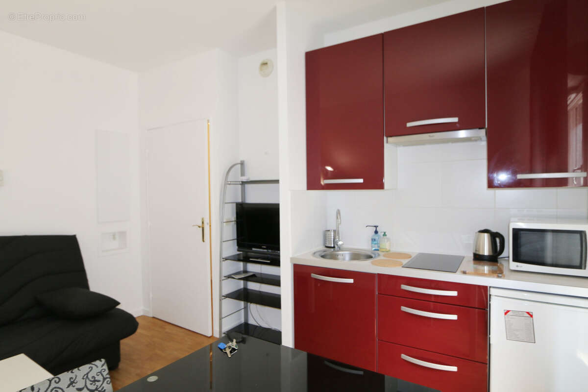Appartement à COURBEVOIE