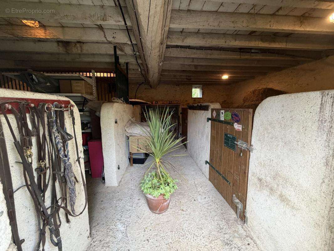 Maison à MAROLLETTE