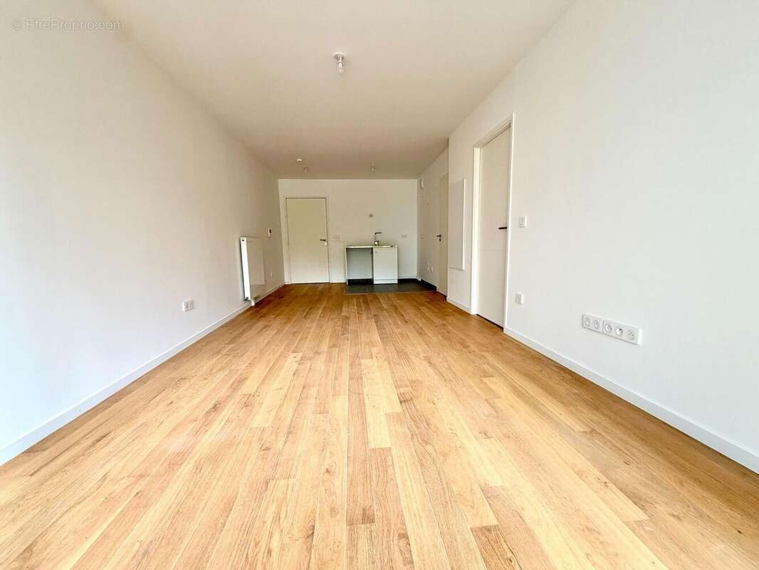 Photo 2 - Appartement à PARIS-20E