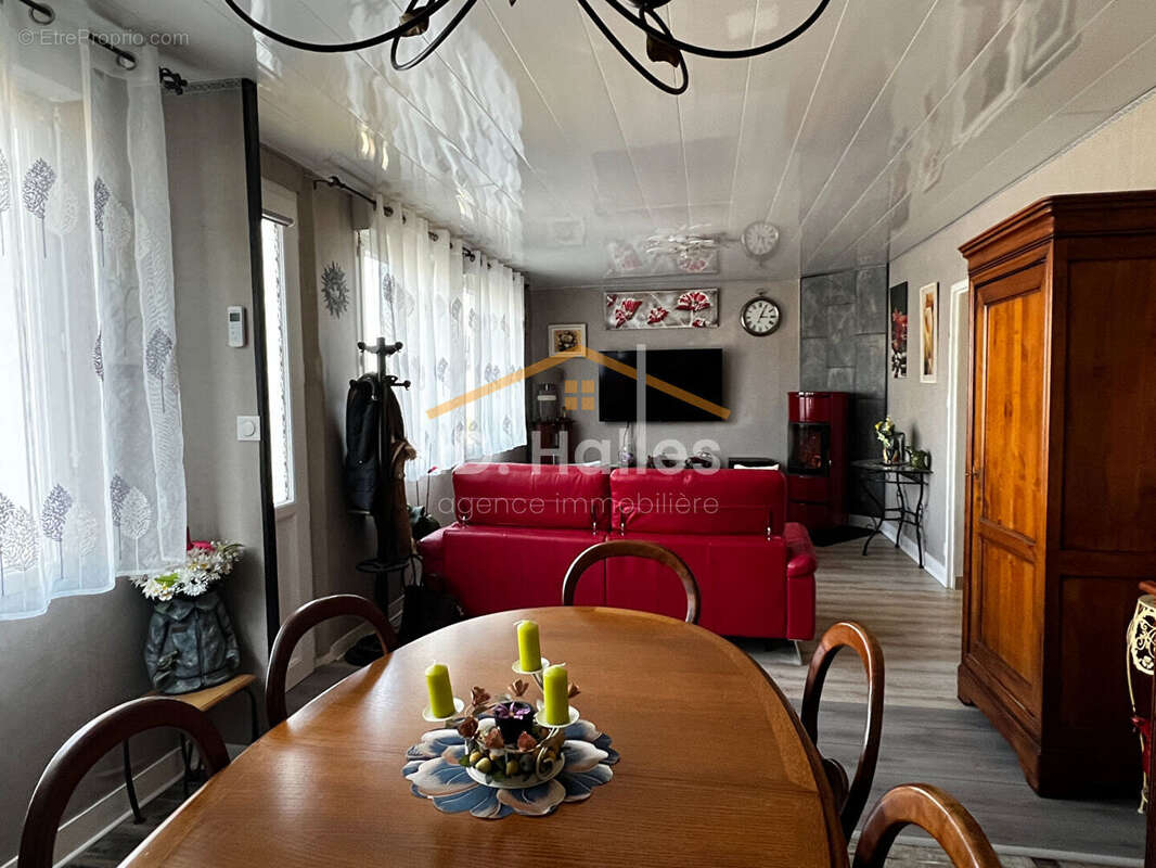 Maison à RENAZE