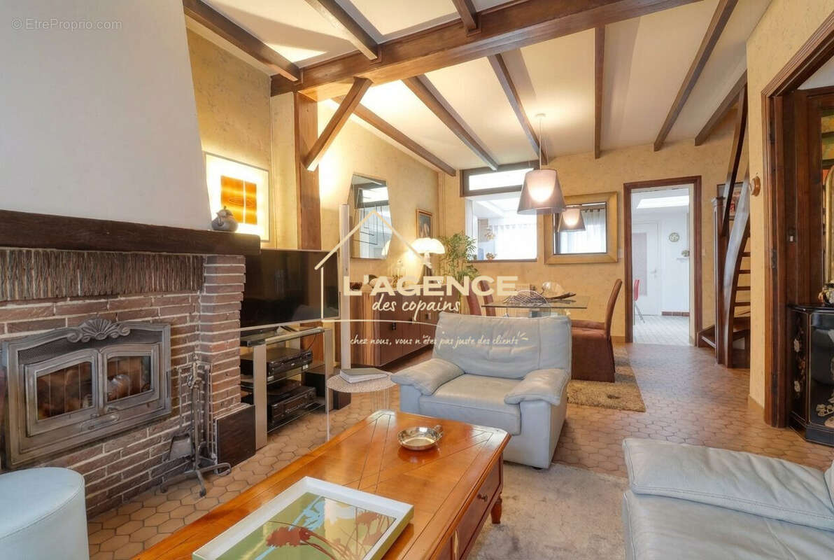 Maison à HAZEBROUCK