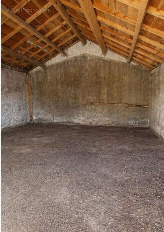 Parking à SAINT-VIAUD