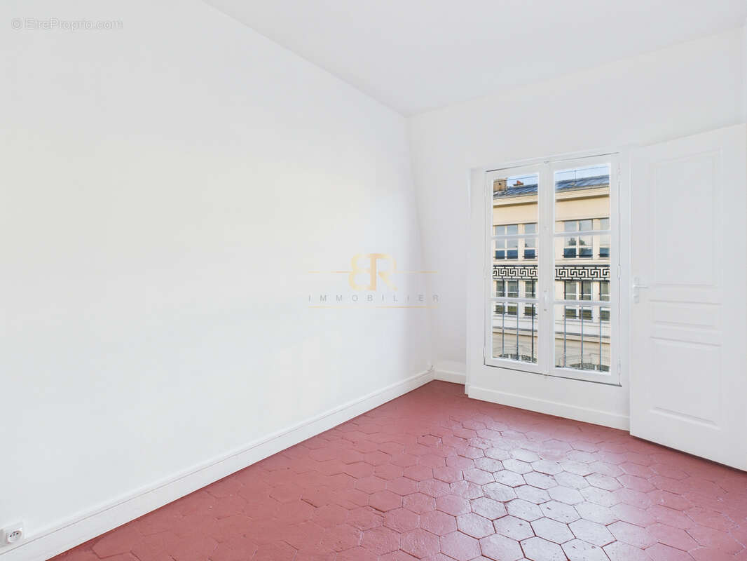 Appartement à PARIS-3E
