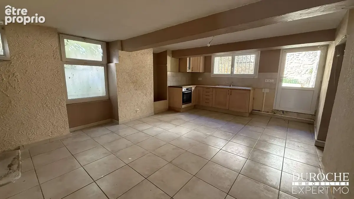 Maison de village de 141 m2 avec cour et potentiel — Courthézon - photo 3