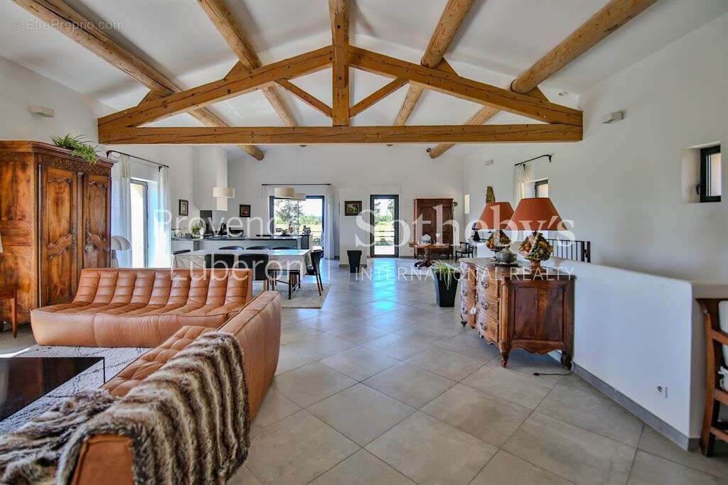 Maison à MONTEUX