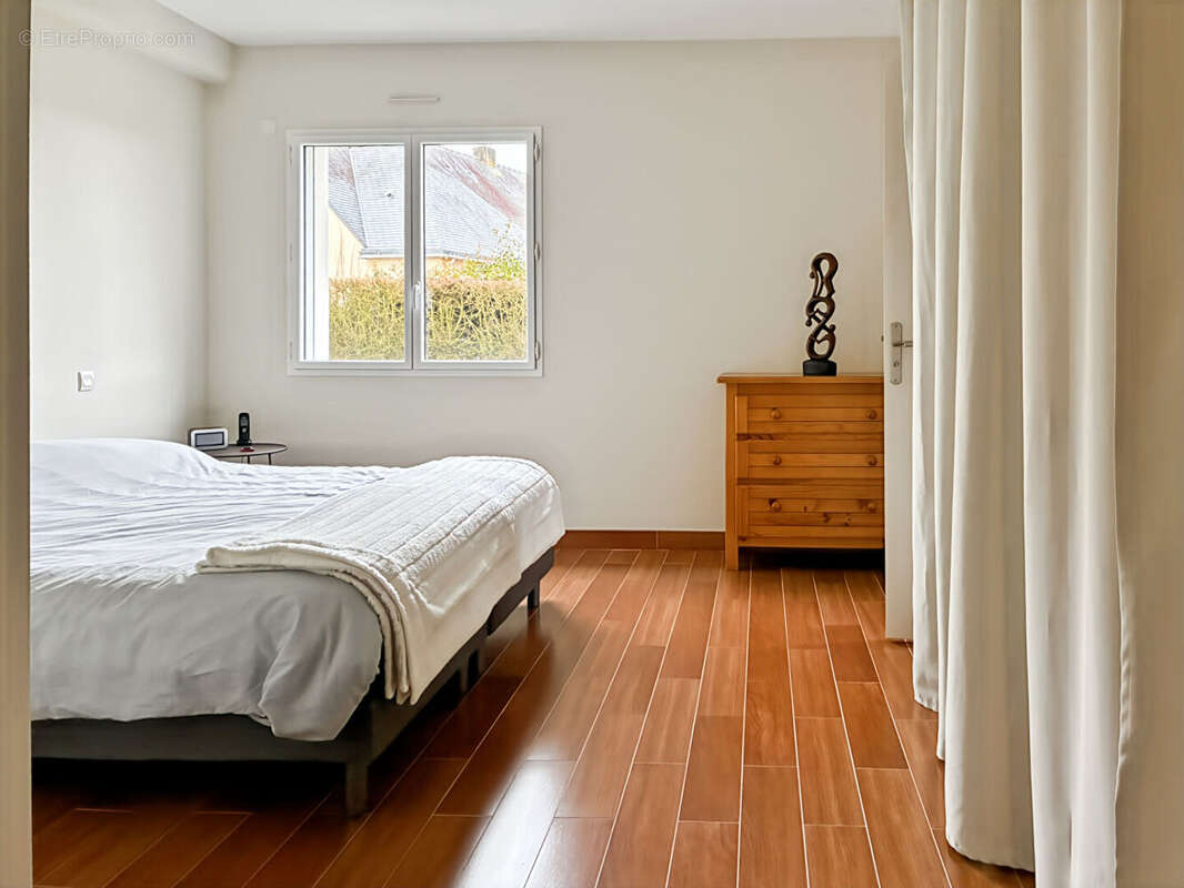 Maison à SENS-DE-BRETAGNE