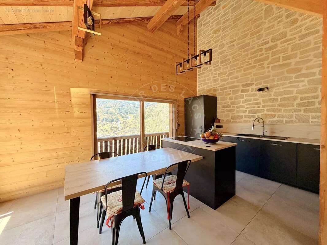 Maison à LA CLUSAZ