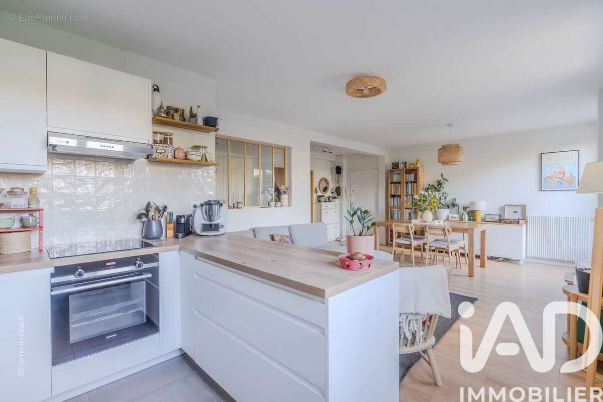 Photo 6 - Appartement à SAINT-MAUR-DES-FOSSES