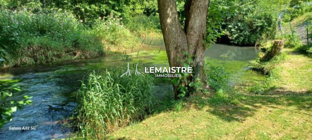 Maison à CROISY-SUR-ANDELLE